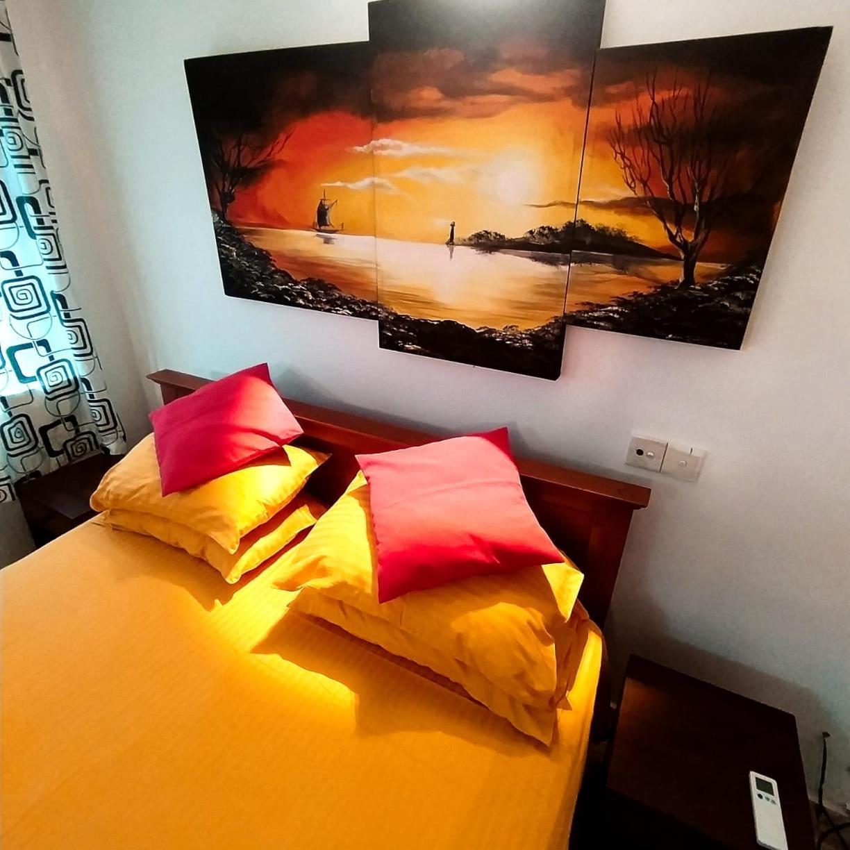 Oyo 459 Barasti Beach Resort Kalutara Bagian luar foto