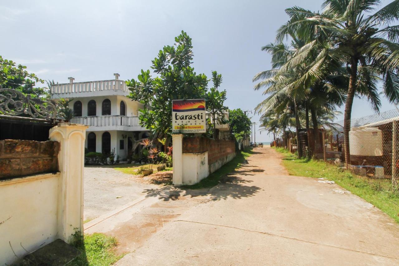 Oyo 459 Barasti Beach Resort Kalutara Bagian luar foto