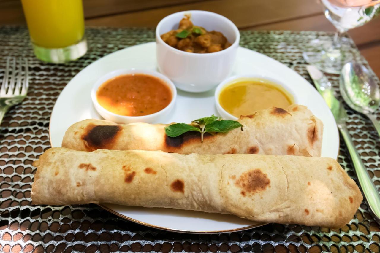 Oyo 459 Barasti Beach Resort Kalutara Bagian luar foto